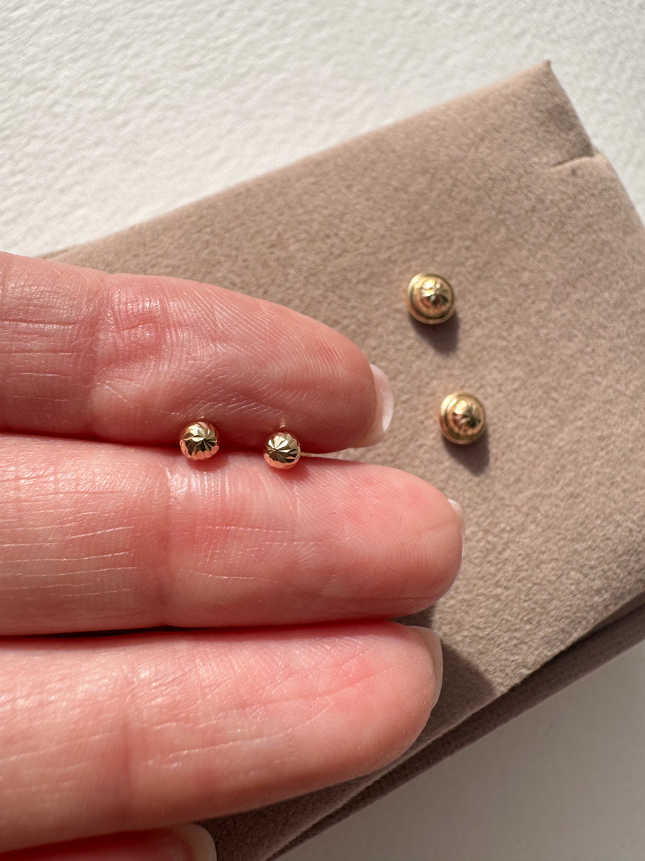 Topitos diamantados 3mm mini 18K