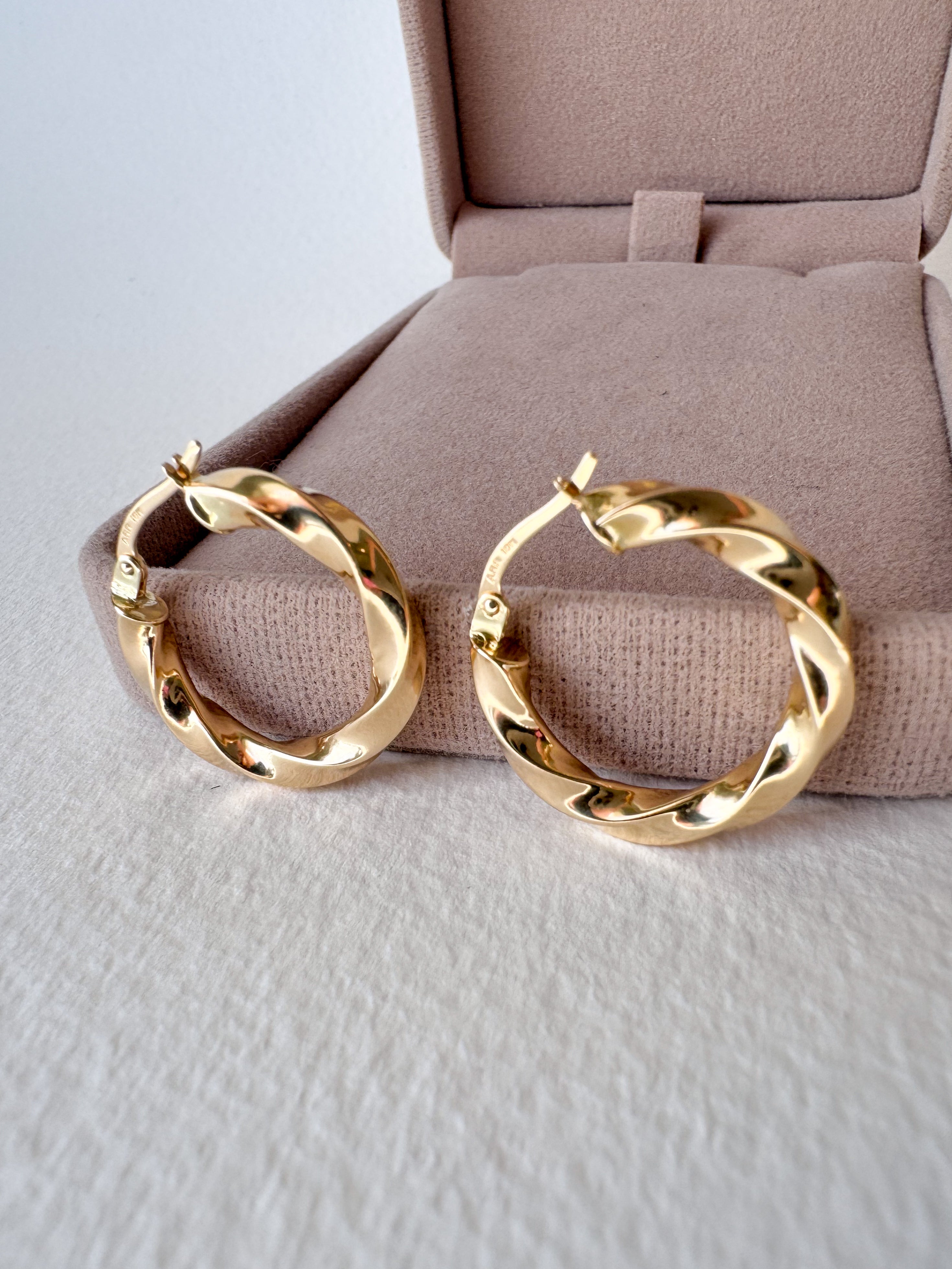 Spiral Thick 18k Solid Gold Hollow Hoops