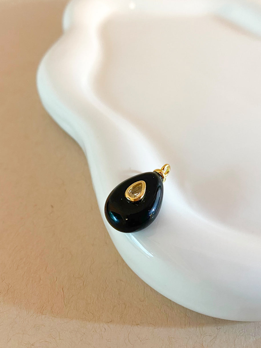 6 Differents Natural Stones Oval and Circular Shape Charms
