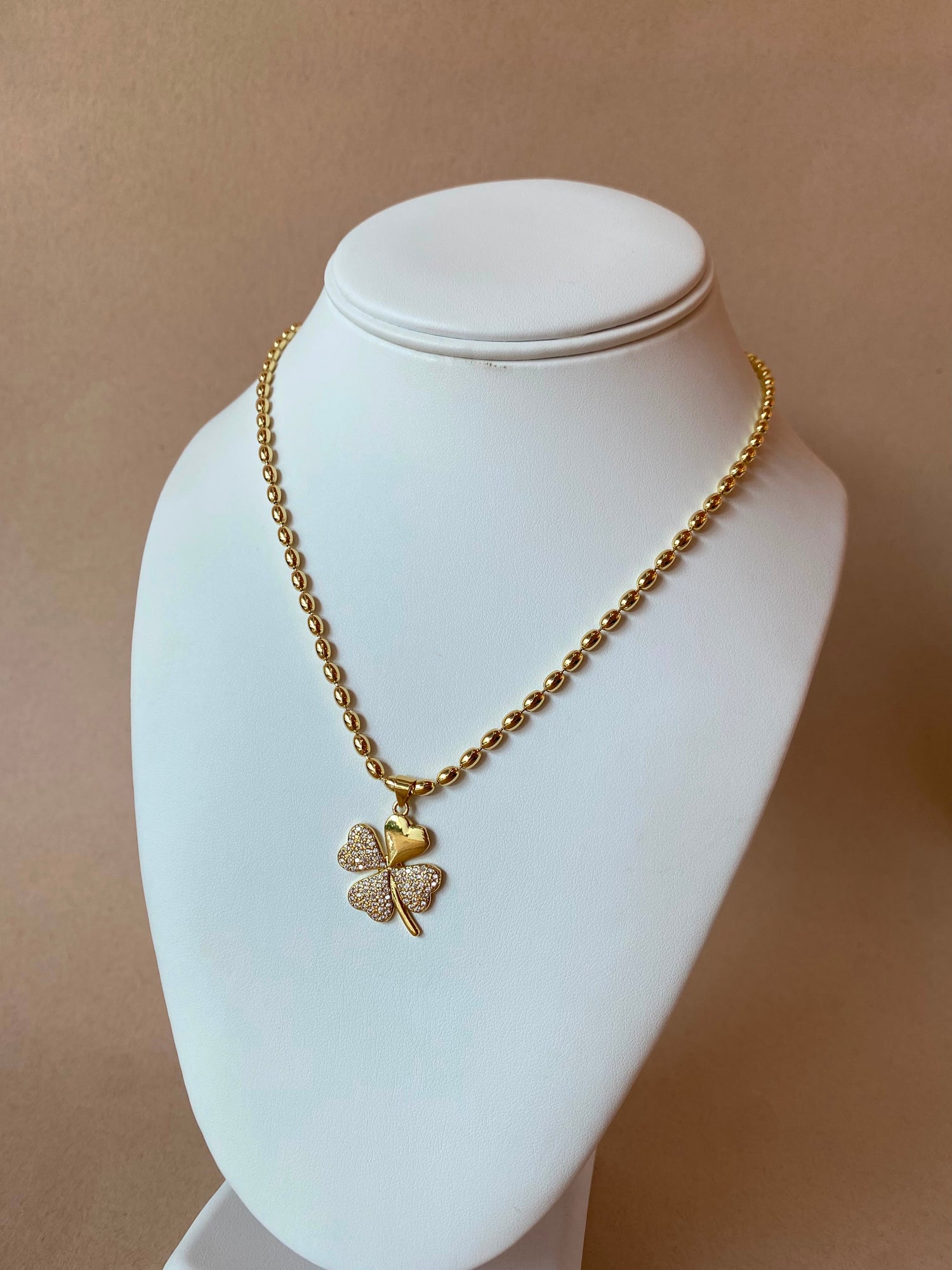 Golden Zircons Medium Clover Flower Necklace
