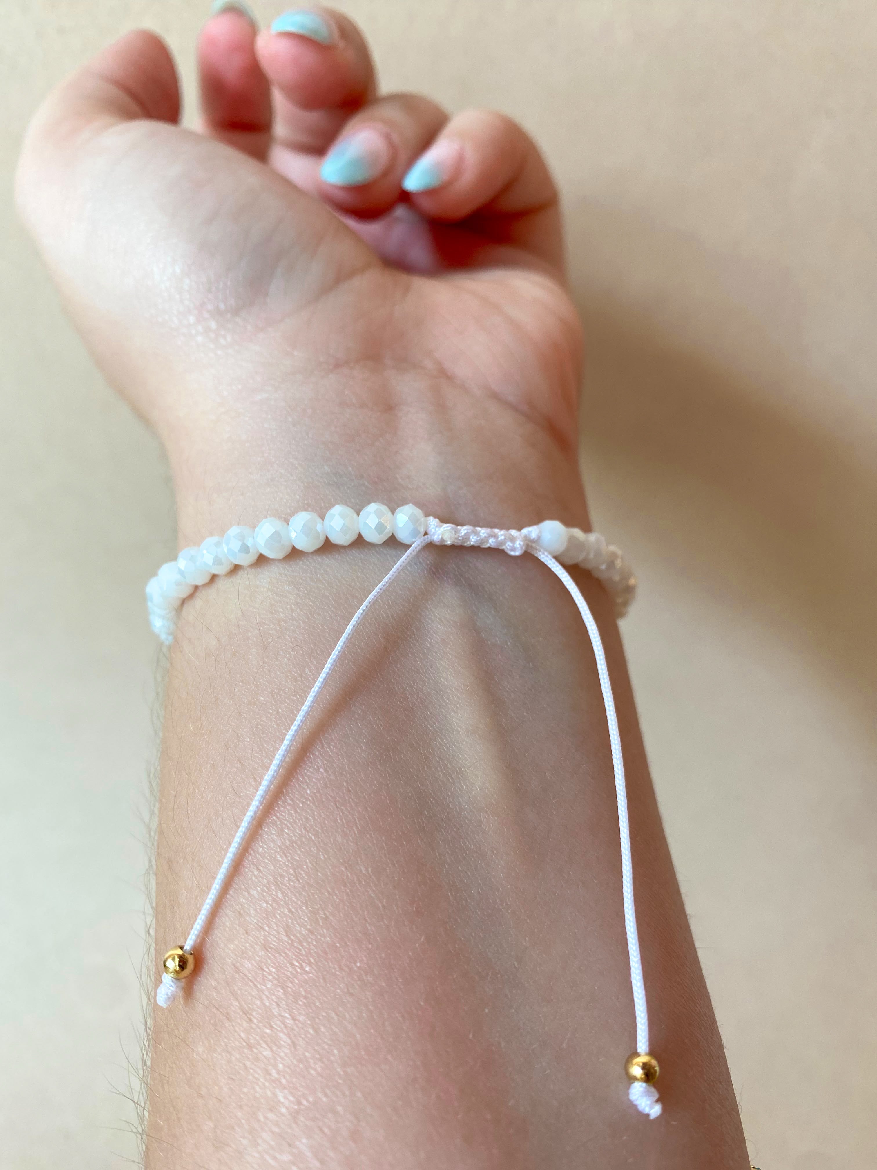 Adjustable Blanck and White Protection Charms Bracelets