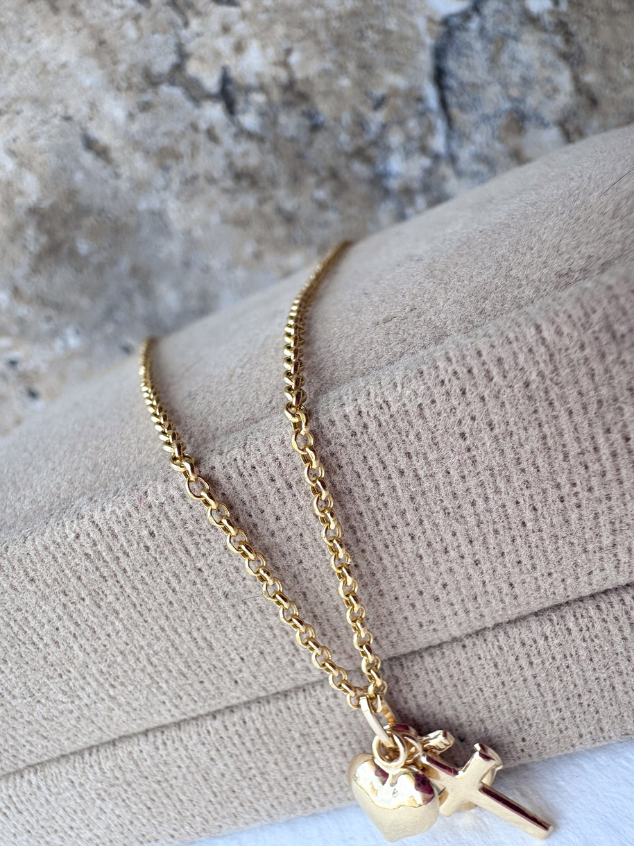 Liitle Style Rolo Chain and 3 Gracias Charm 18k Solid gold