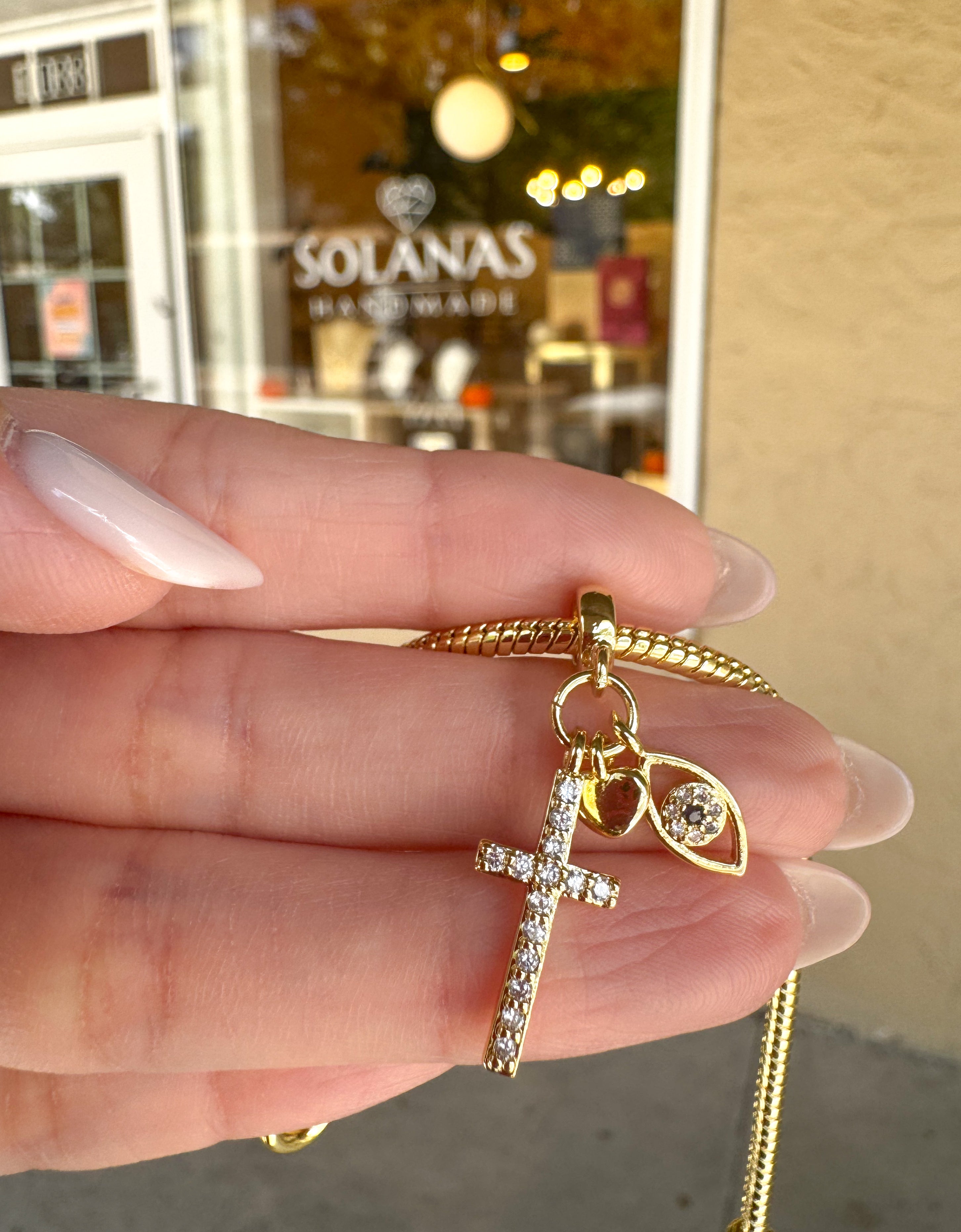 Bracelet 3 Protection Charms