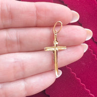 Crucifijo Bicolor en Oro 18K (750)
