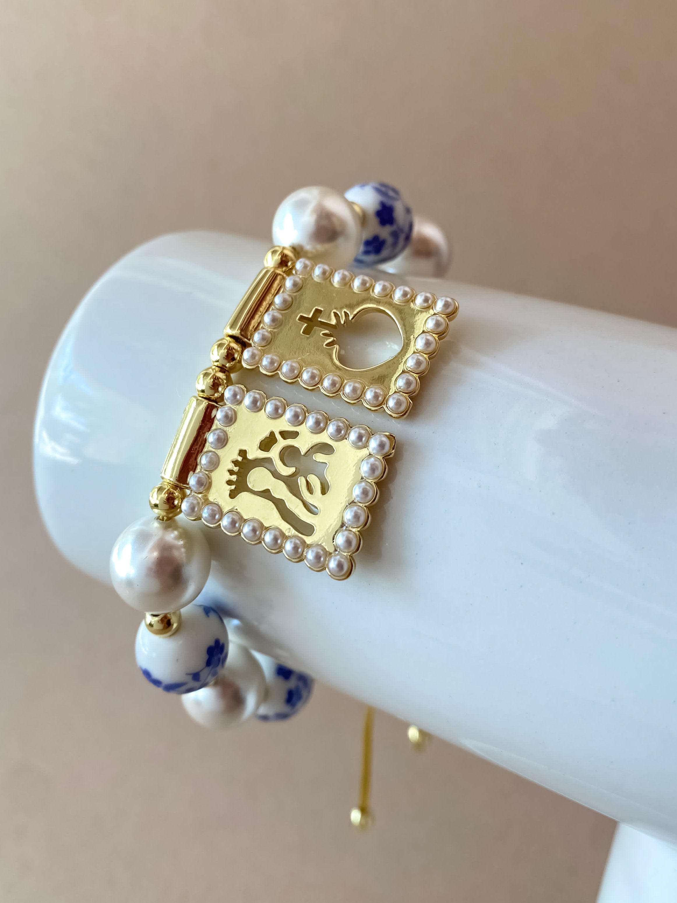 Carmen Virgin Pearls Scapular Adjustable Bracelet