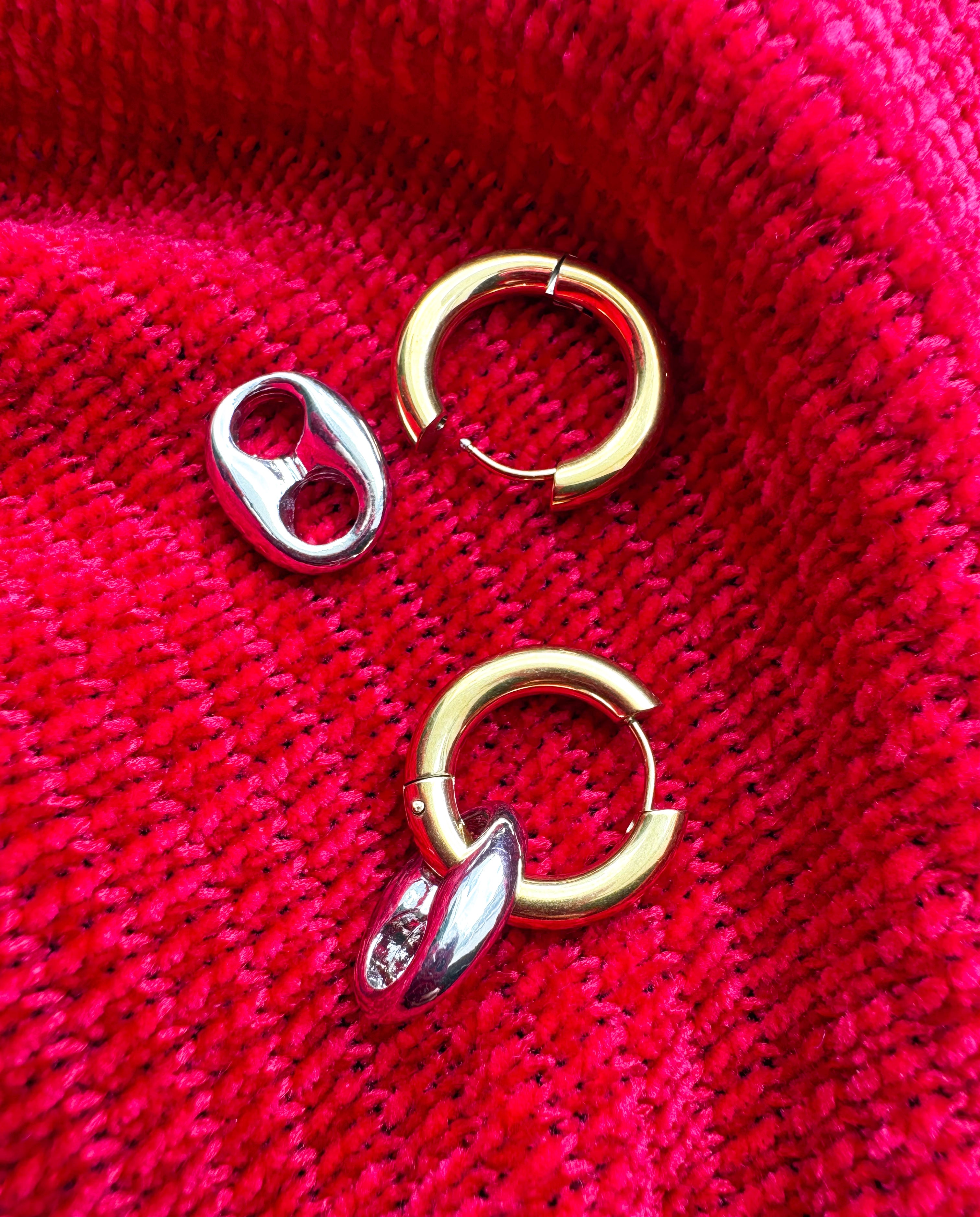 2 Gold Big Coffee Grain Steel Hoops