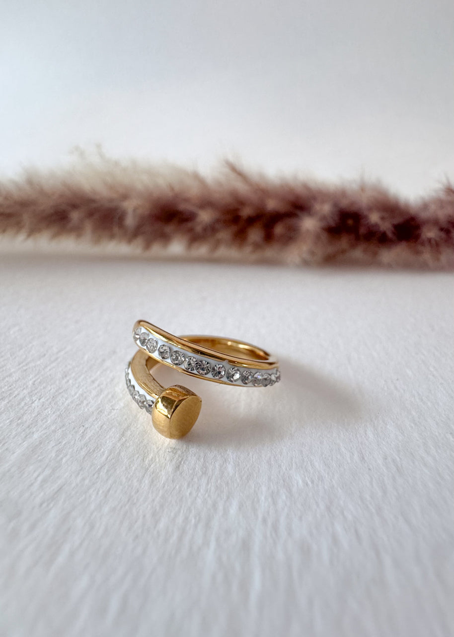 Shiny Clou Style Steel Ring