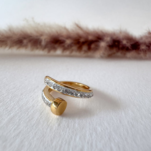 Shiny Clou Style Steel Ring