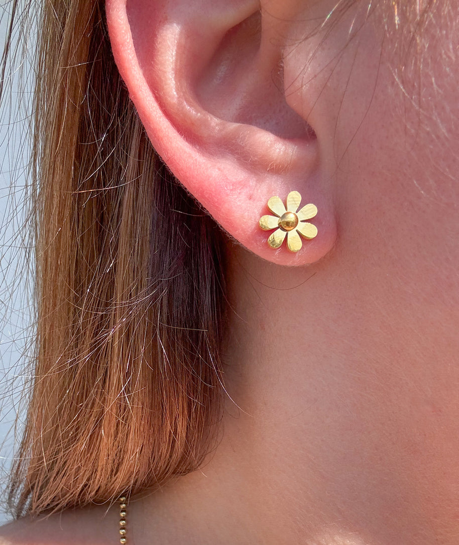 Golden Flowers Plain Earrings