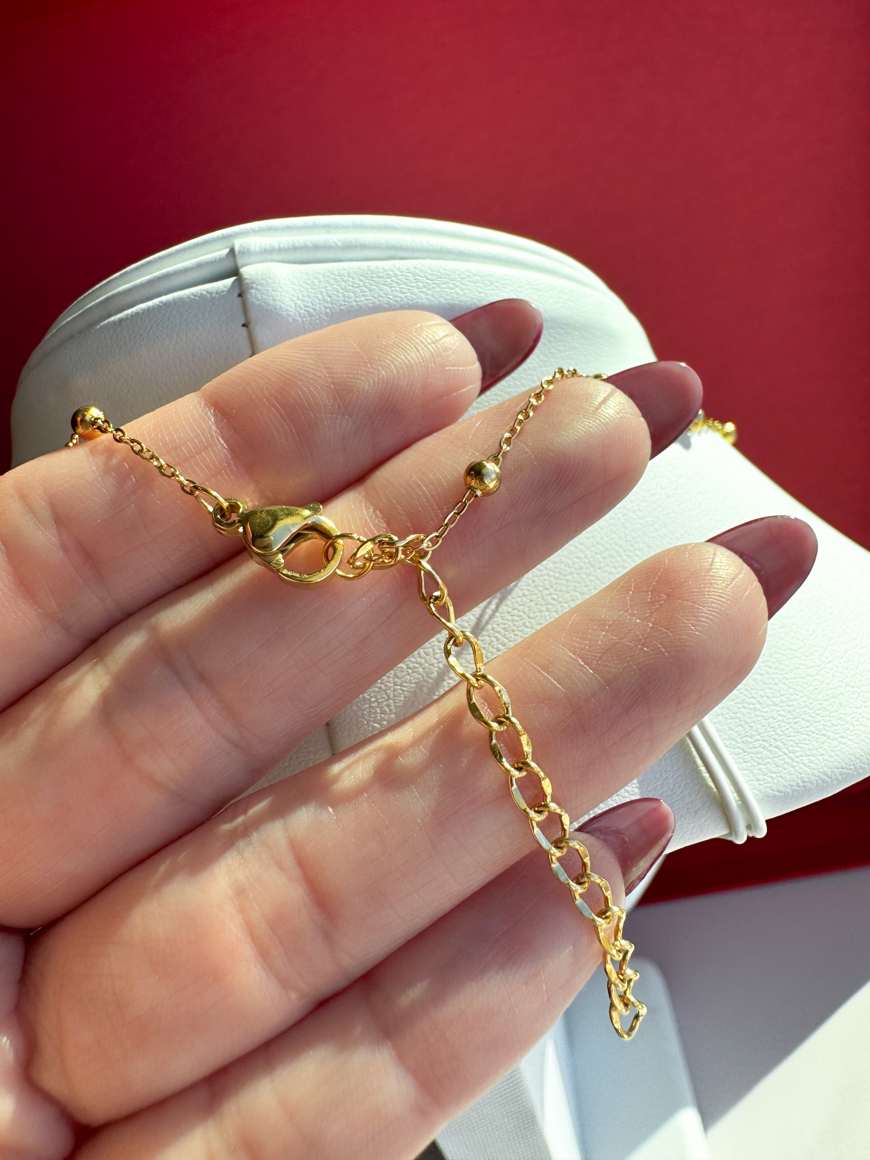 Cadena Larga Corbatín Gold