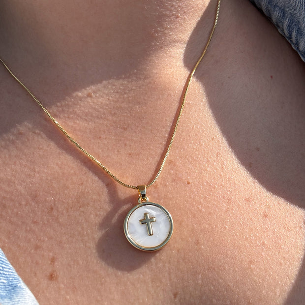 Mother of Pearl Cross Chain