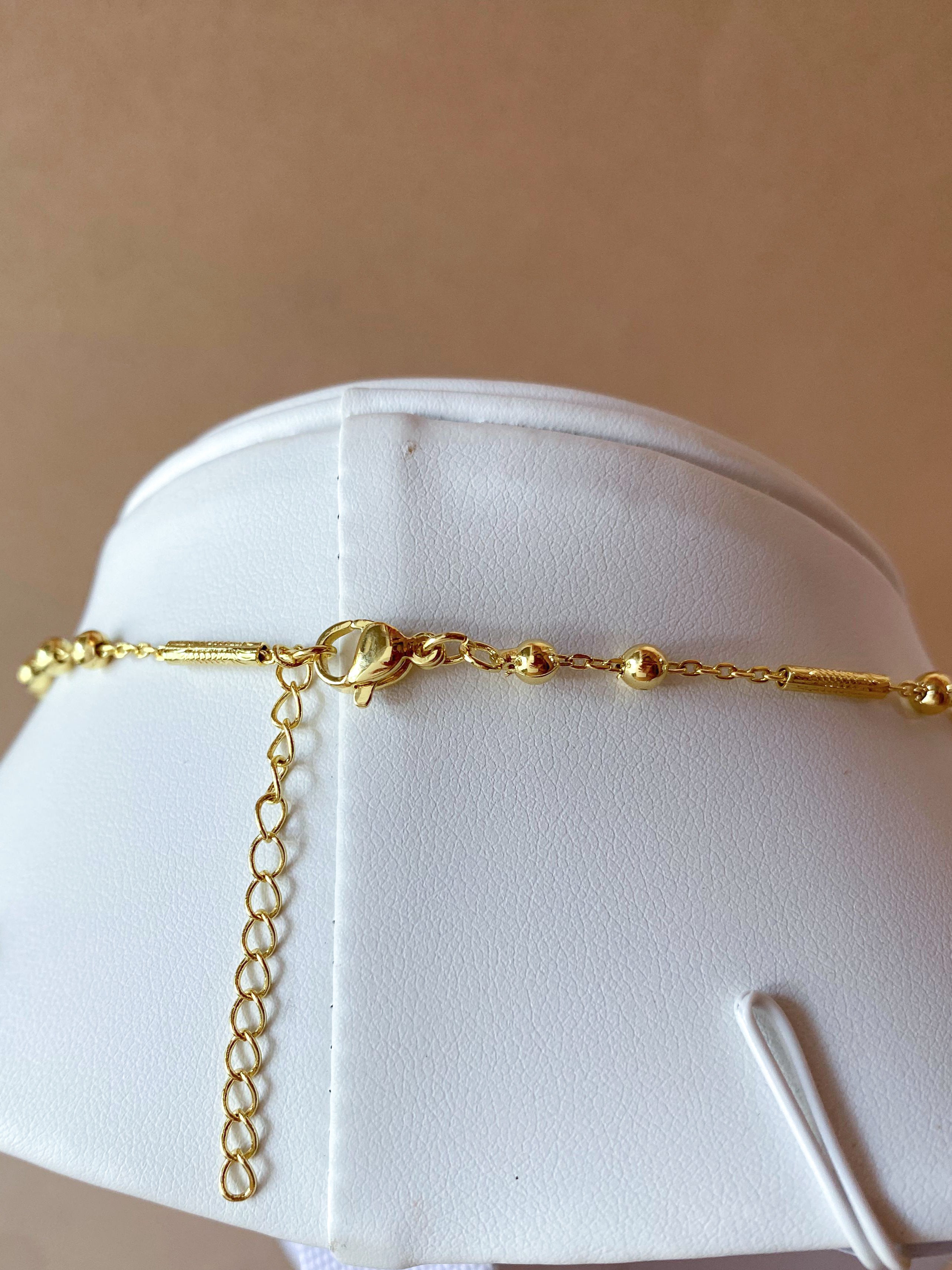 Mother of Pearl Medium Heart Necklace