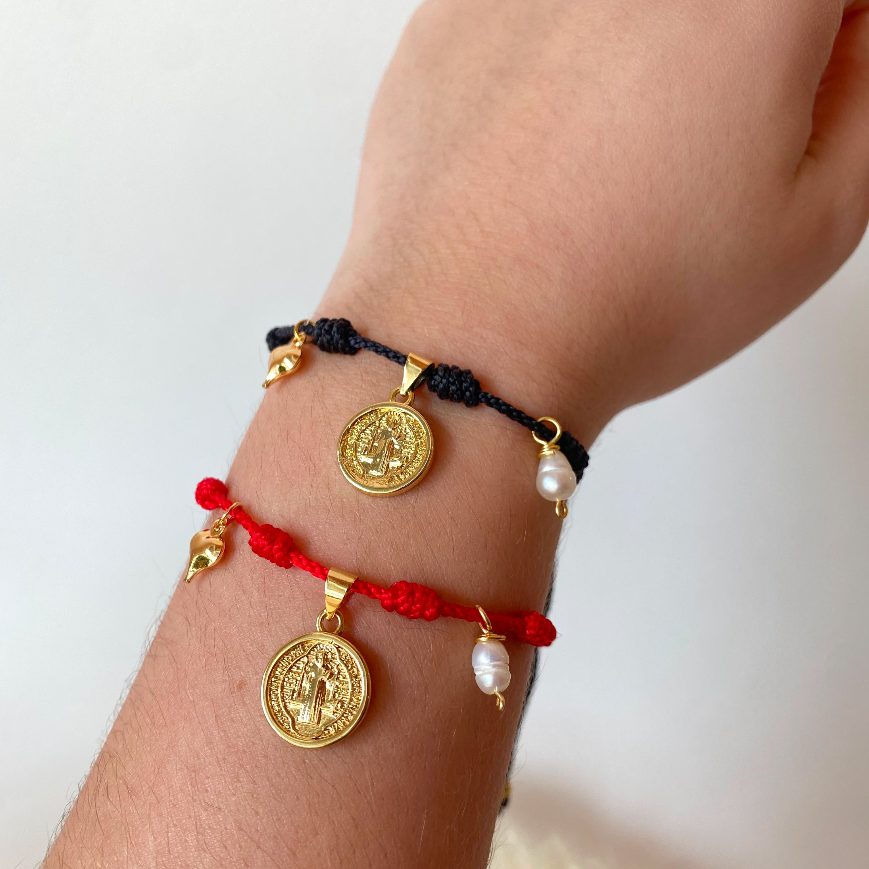 7 Knots Black or Red St Benedict Thread Bracelet