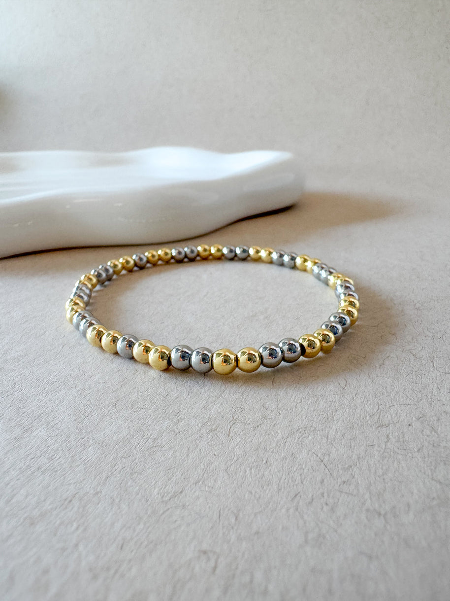 Plain 2 Gold 4mm Balls Bracelet