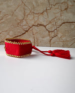 Load image into Gallery viewer, Pulsera Ajustable FE roja
