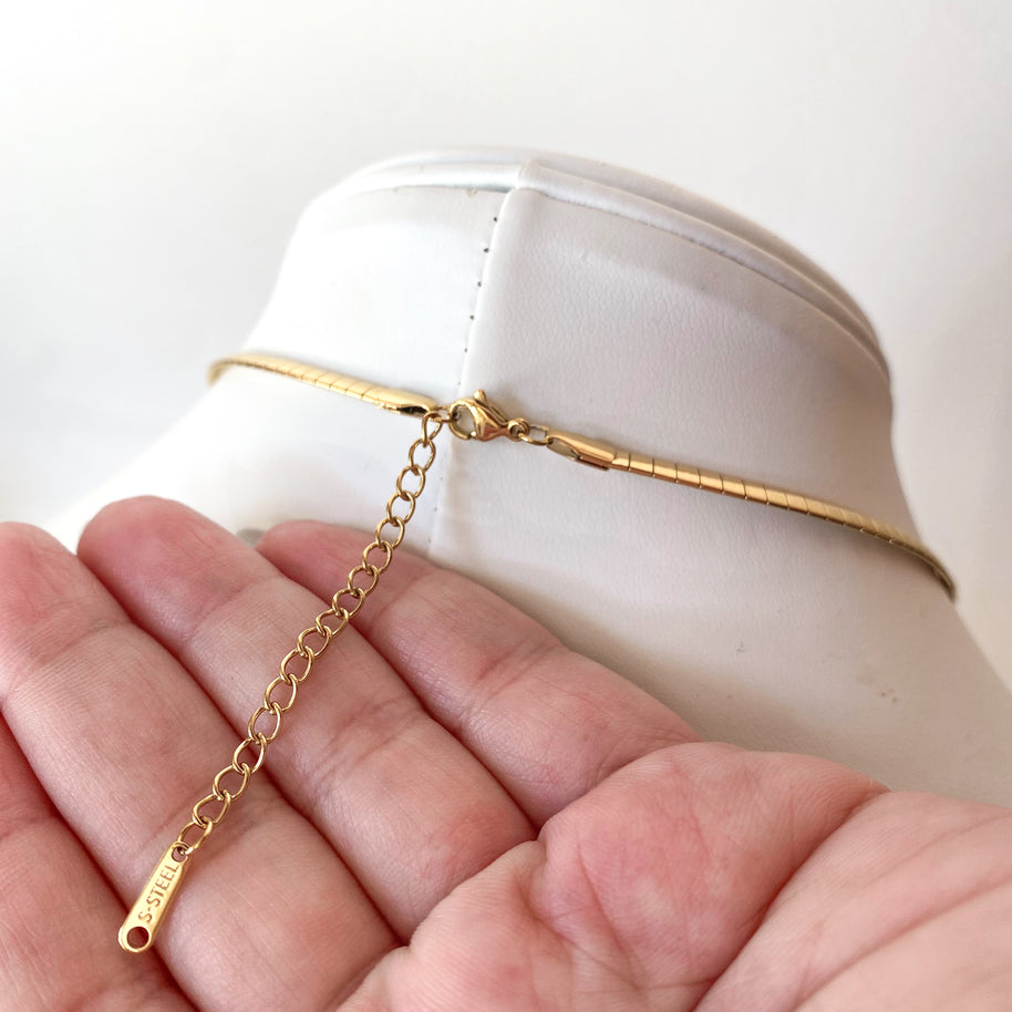 Golden Single Zircon Choker Steel Necklace