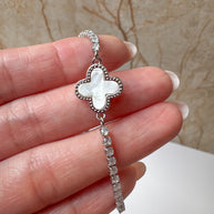 Brazaletes Ajustables Silver Clovers