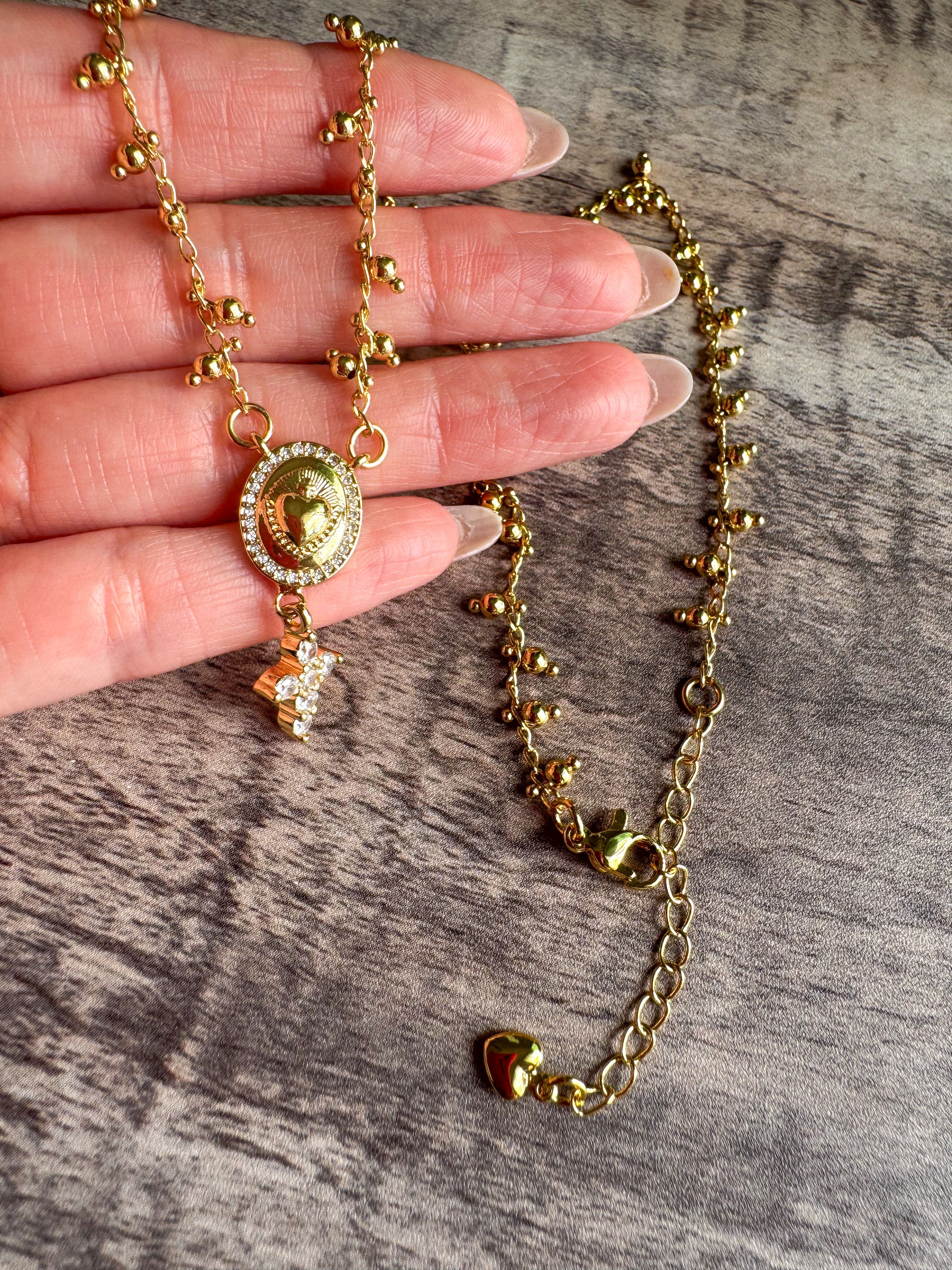 Heart of Jesus and Cross Chain