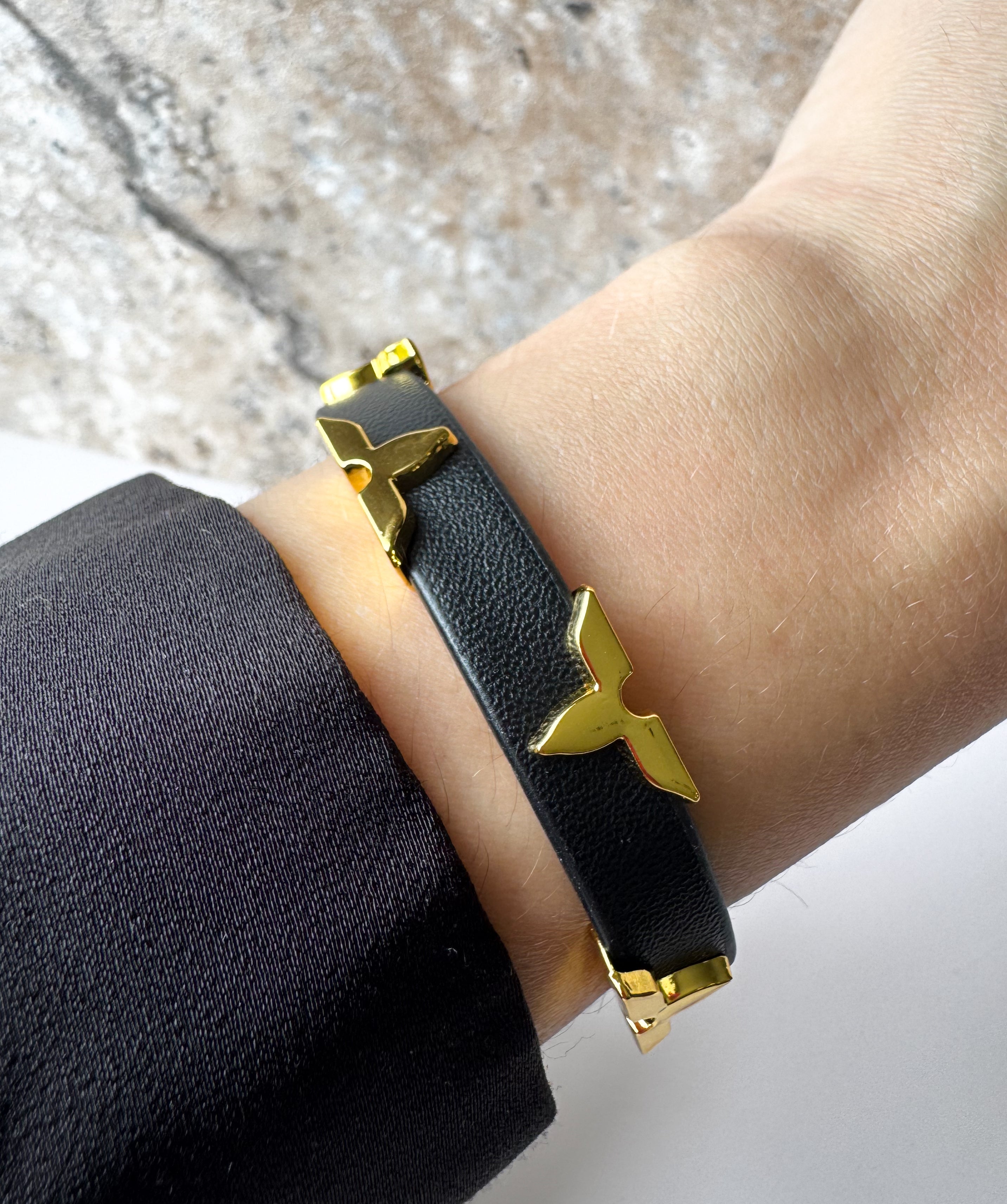 Star-Shape Leather Bracelet