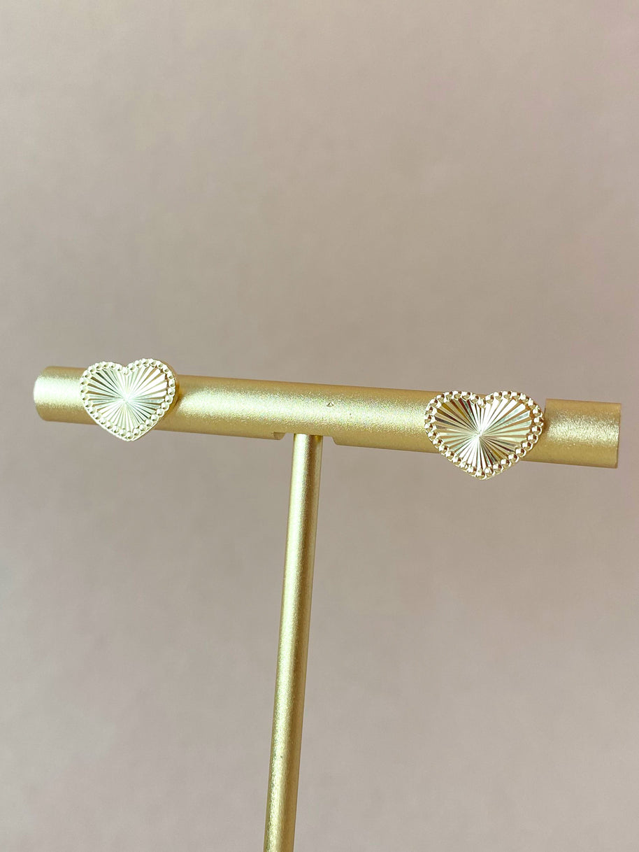 Little Heart Shape Shiny Golden Earrings