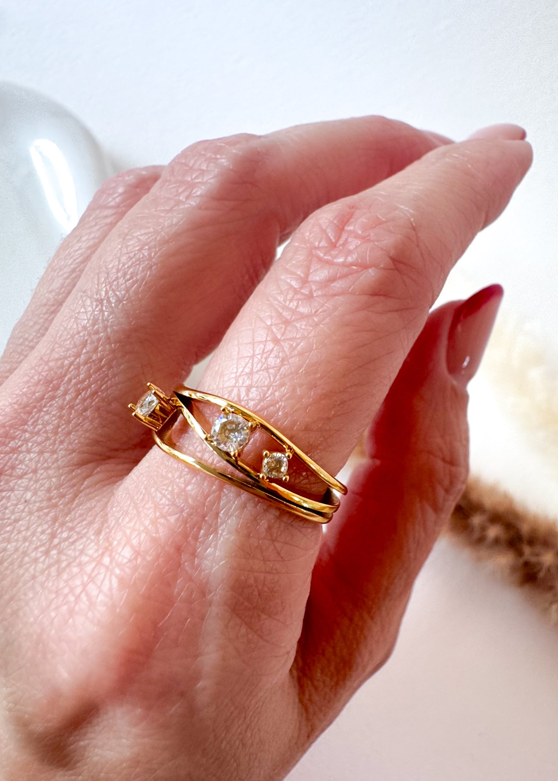 3 Zircons Style Layer Golden Steel Ring