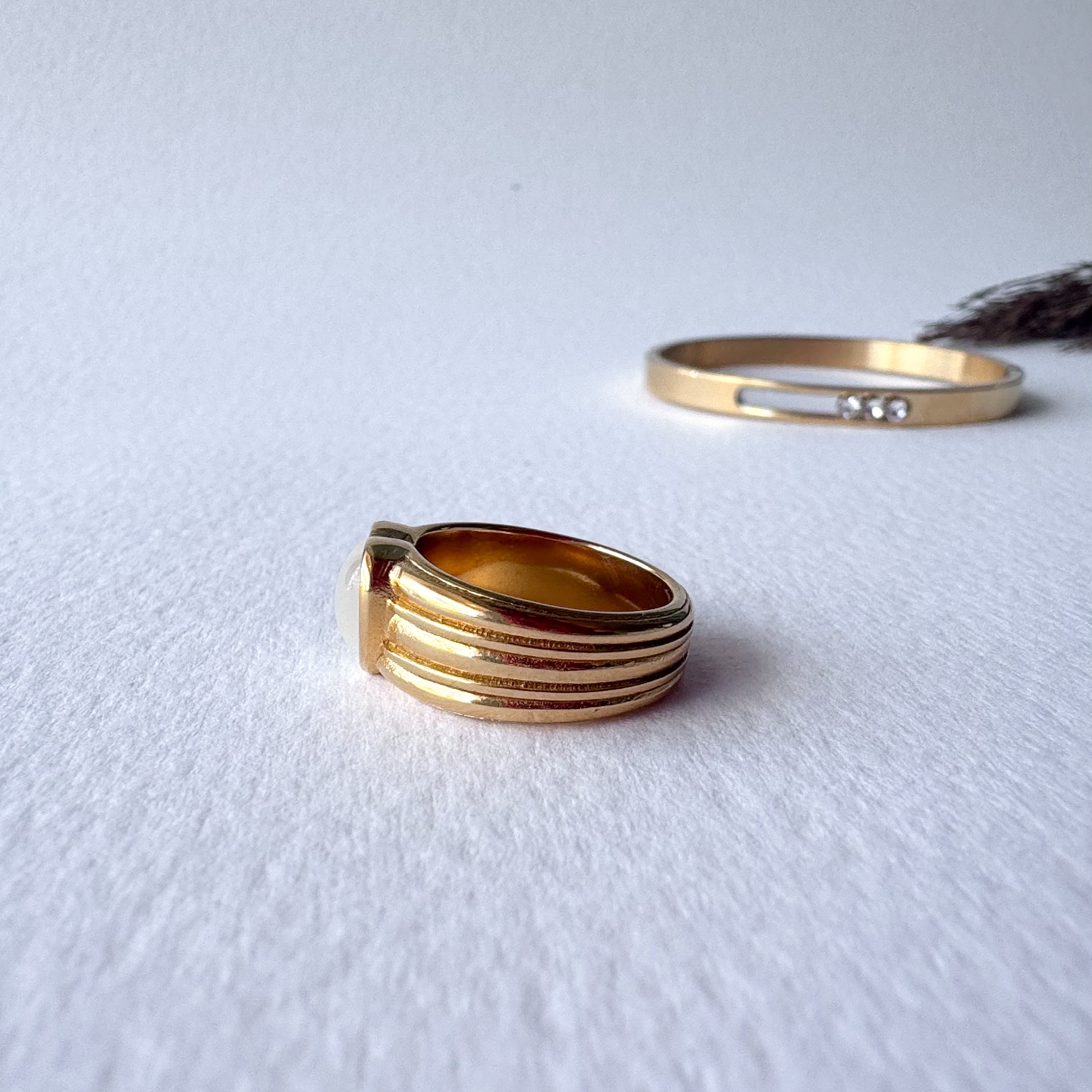 Mother of Pearl Heart Steel Ring