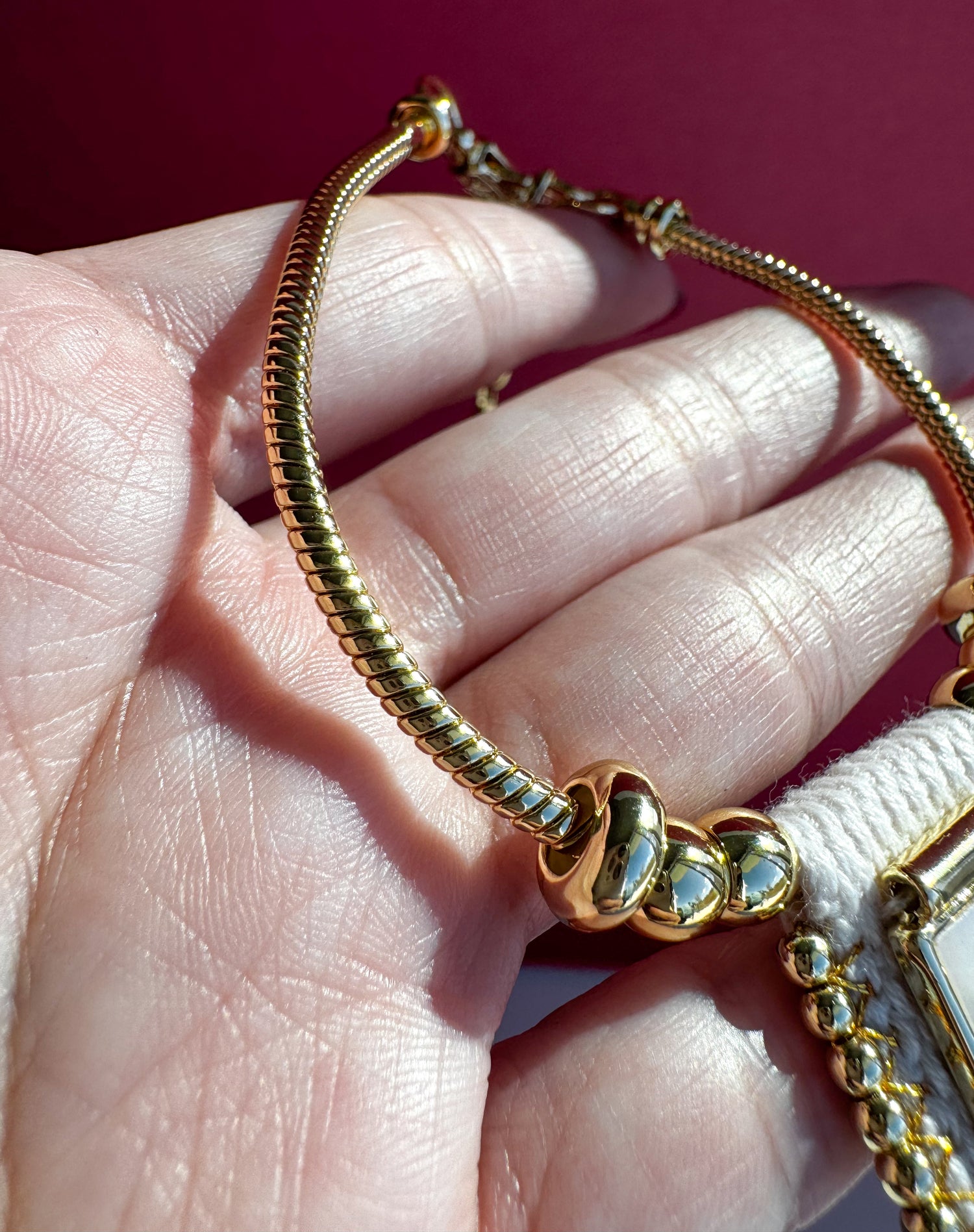 Brazalete Escapulario Virgen de Coromoto