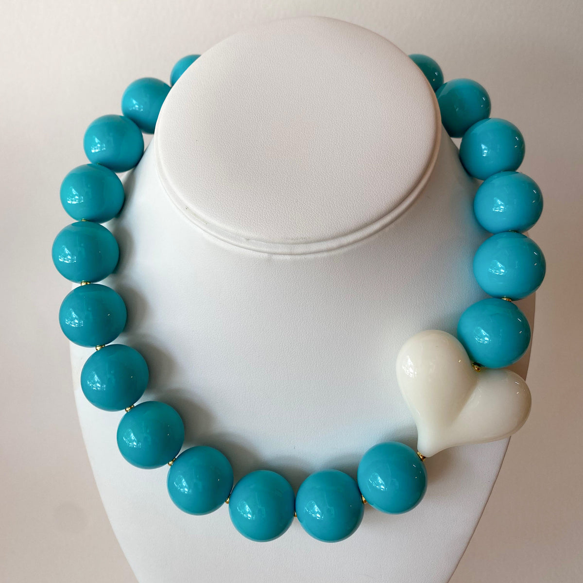 Acrylic Turquoise Gumball Bead with White Heart Necklace