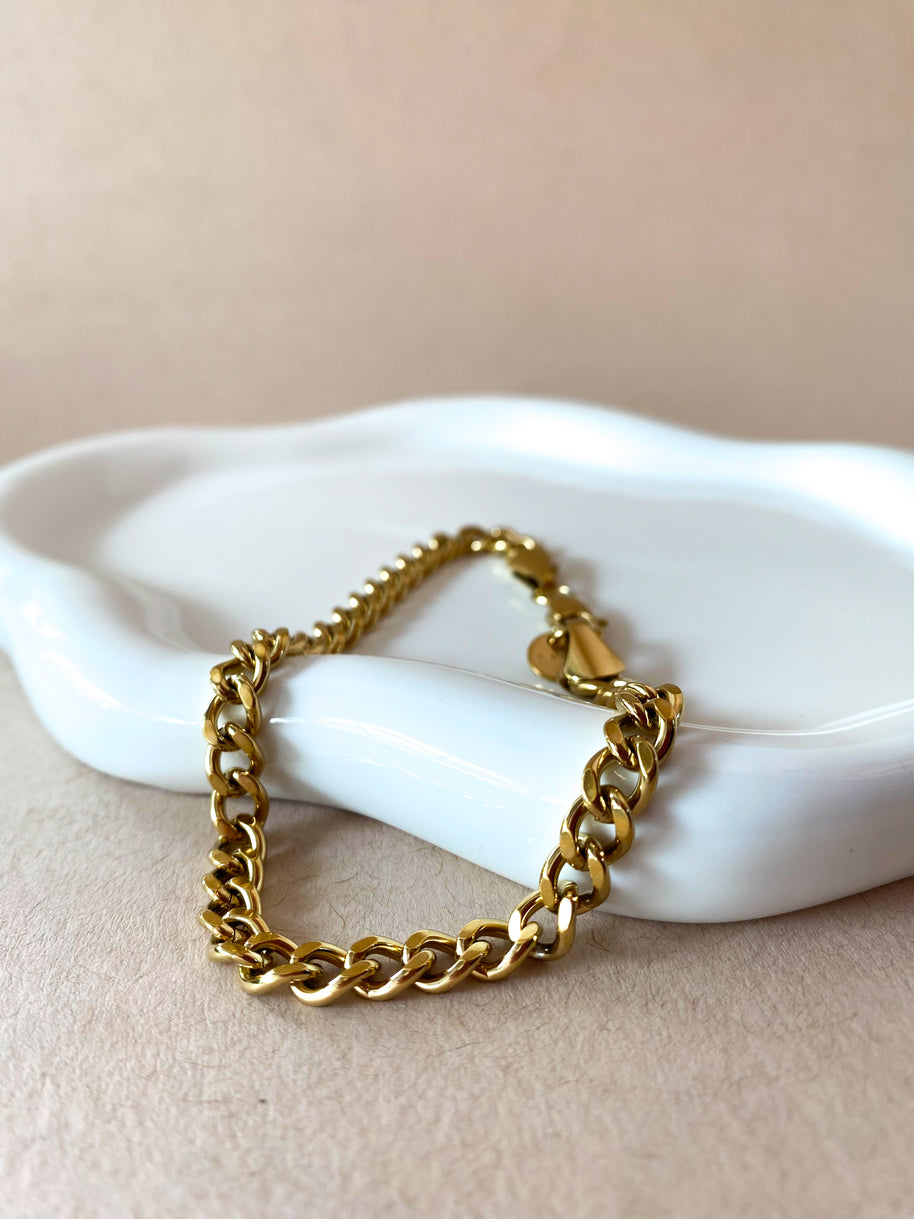 Golden Steel Medium Links Men Bracelet