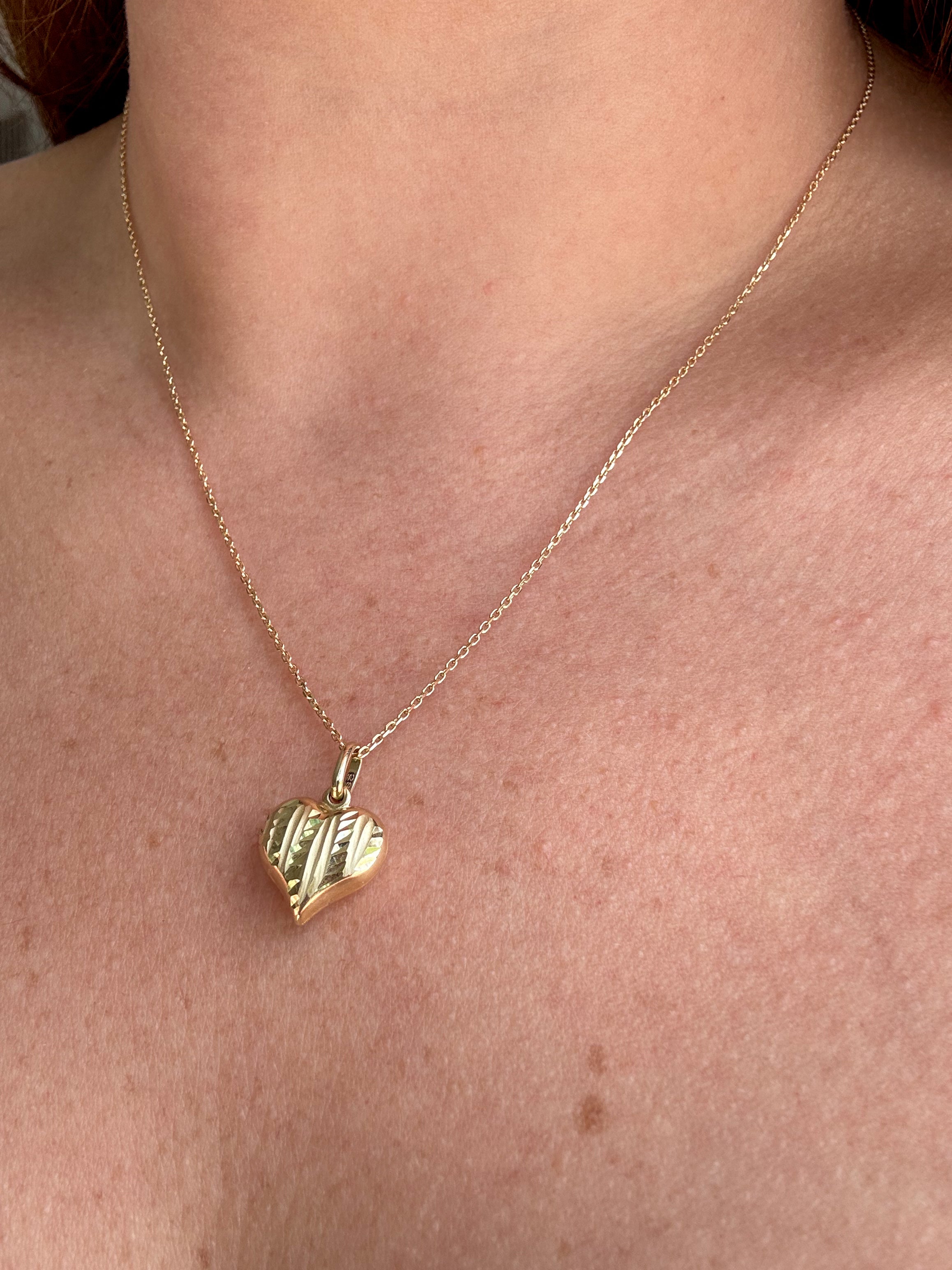 Dainty Chain 14k Solid Gold Necklace with medium heart