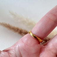 Shiny Clou Style Steel Ring