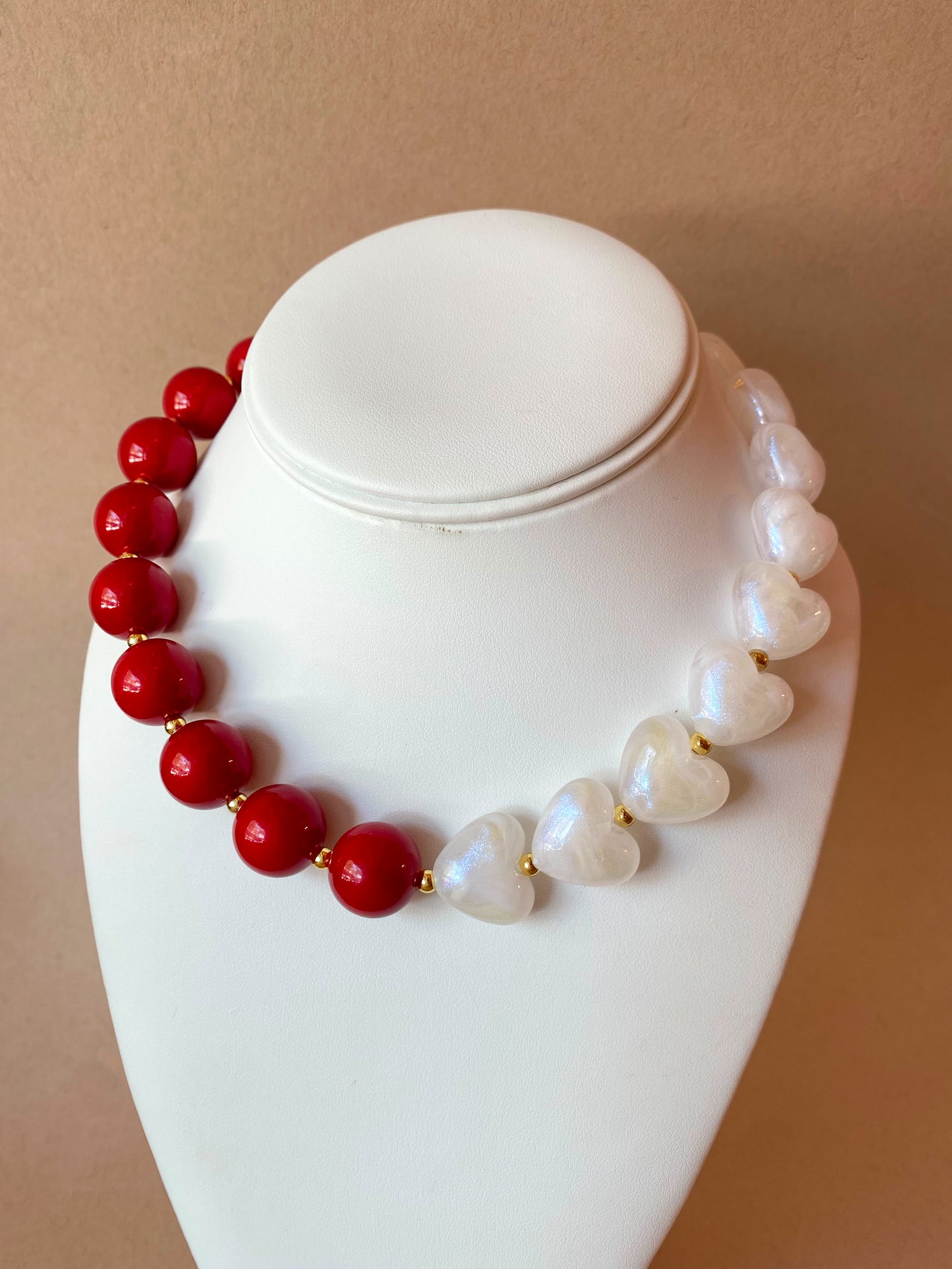 Red and White Shiny Ceramic Hearts and Balls Pattern Necklace