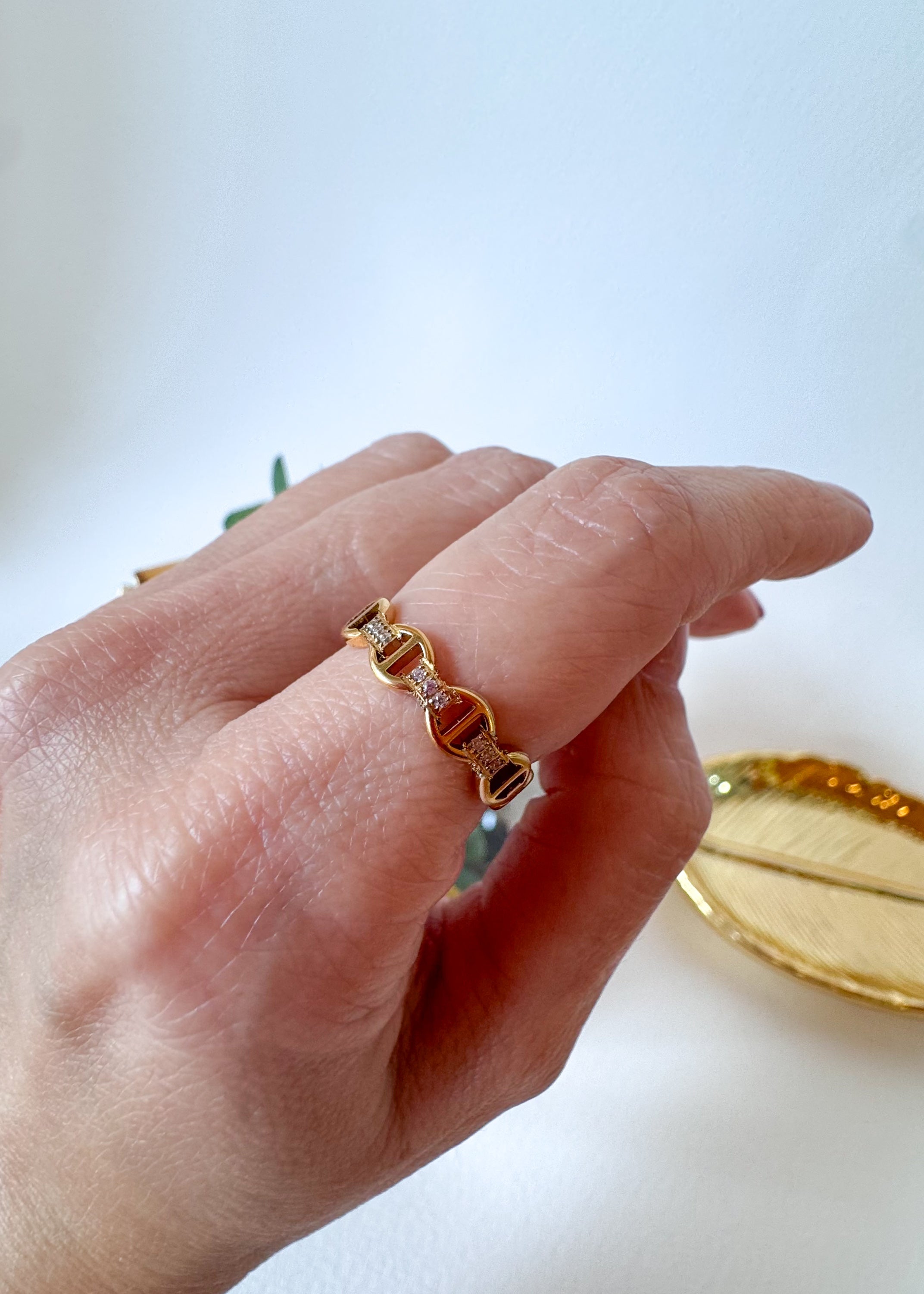Gold and Shiny Links Style Steel Ring