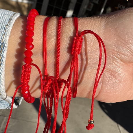 Hilitos Rojos Dijes de Ojitos