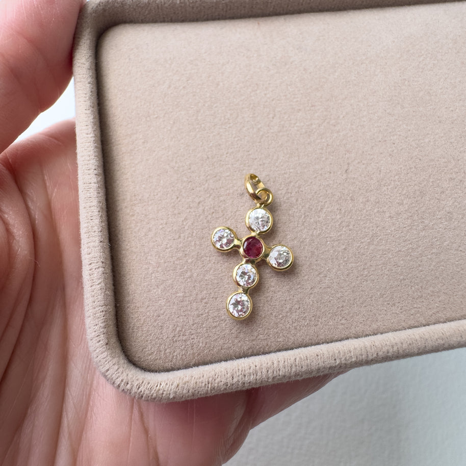Zirconia Cross with Red Stone – 18K Gold (750)🇮🇹