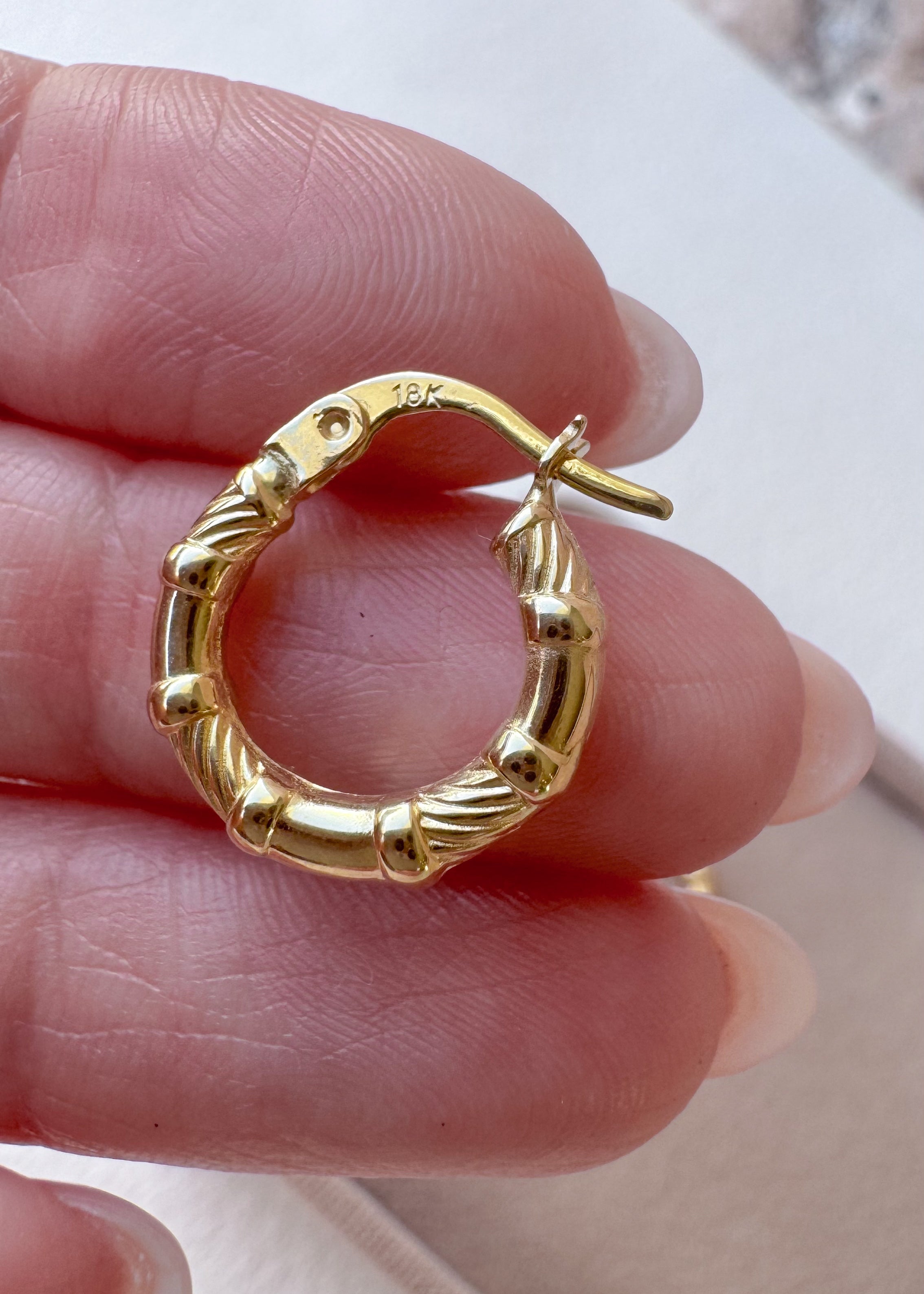 Bambu Style 18k Solid Gold Hoops