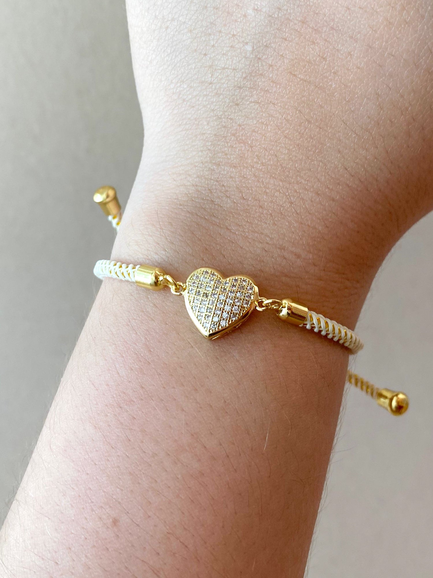 Shiny Heart Cream Adjustable Bracelet