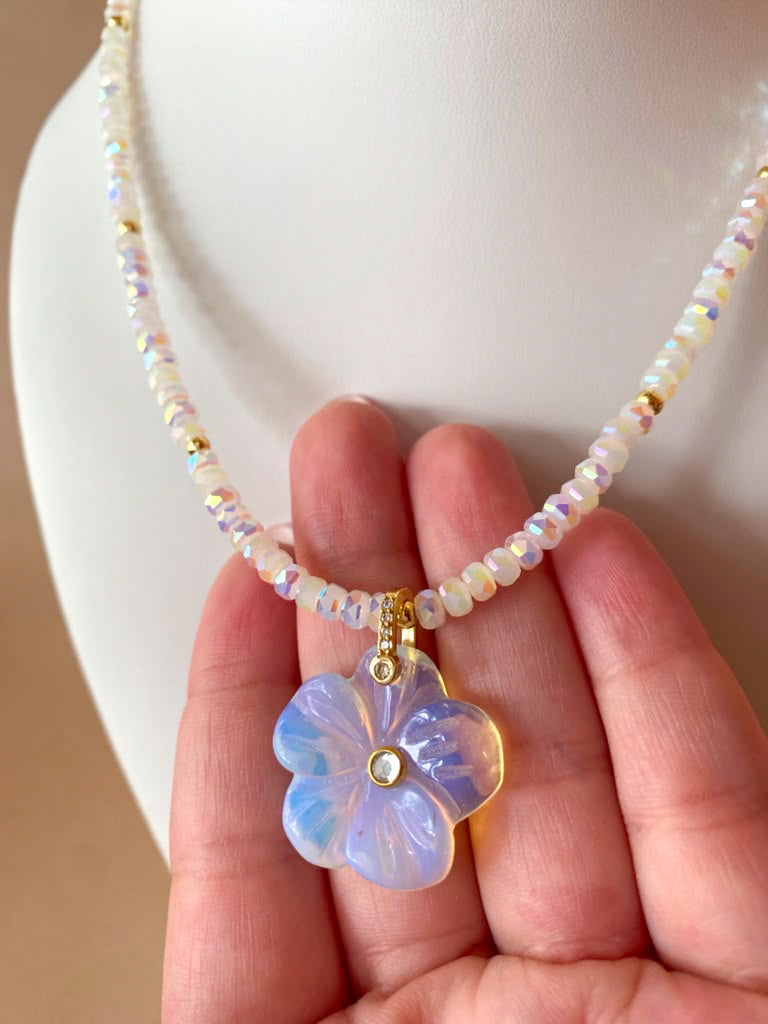Crystal Clear Flower and Beads Necklace