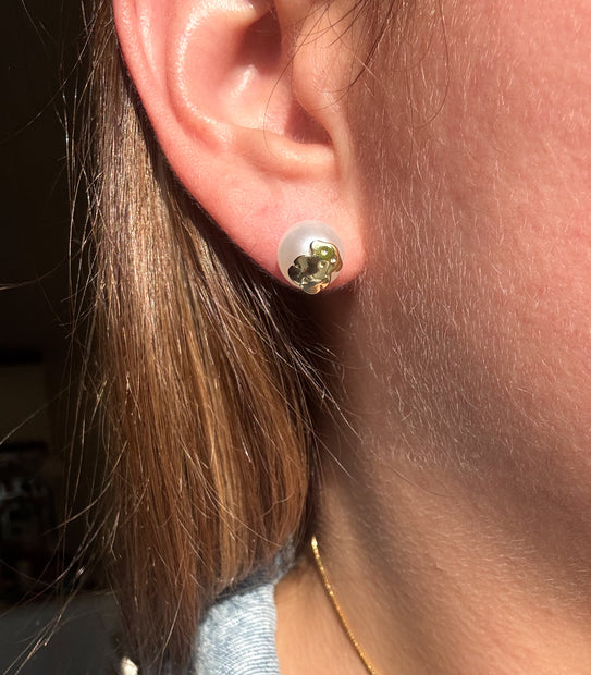 Aretes Mini Osito en Perla