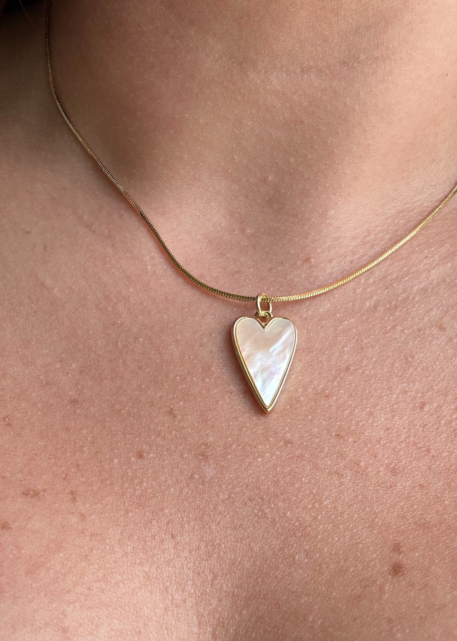 Mother of Pearl Heart Plain Adjustable Necklace