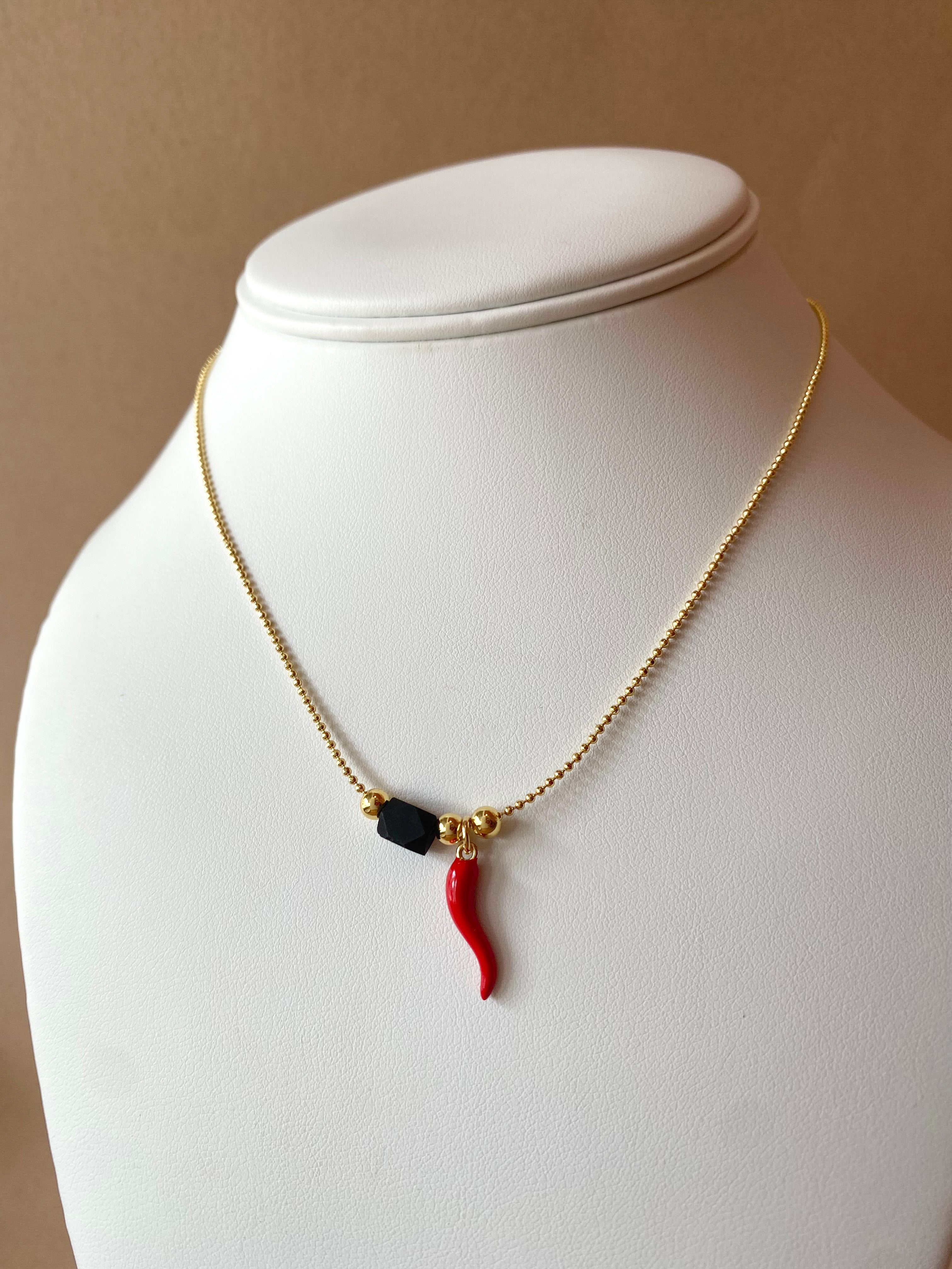 Azabache and Red Horn Adjustable Necklace