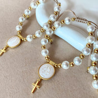 Mother of Pearls Medals Pearls Bracelet