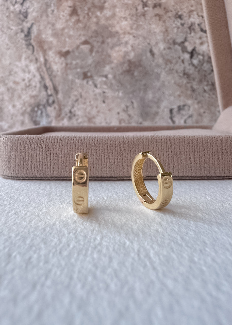 Screw 18k Solid Gold Hoops