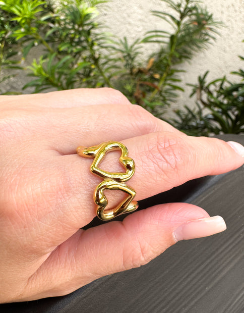 Stainless Steel Ring Golden Heart Pattern.