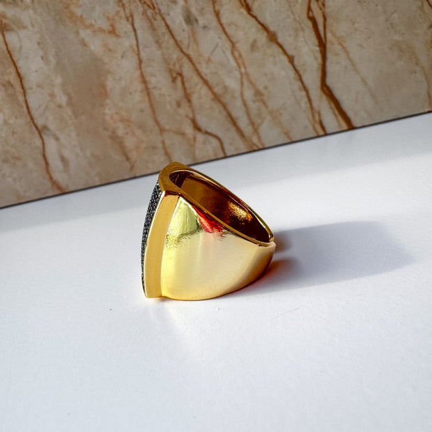 Anillo Cuadrado Cristales Oscuros