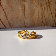 Anillo Silueta de Corazon Cristales