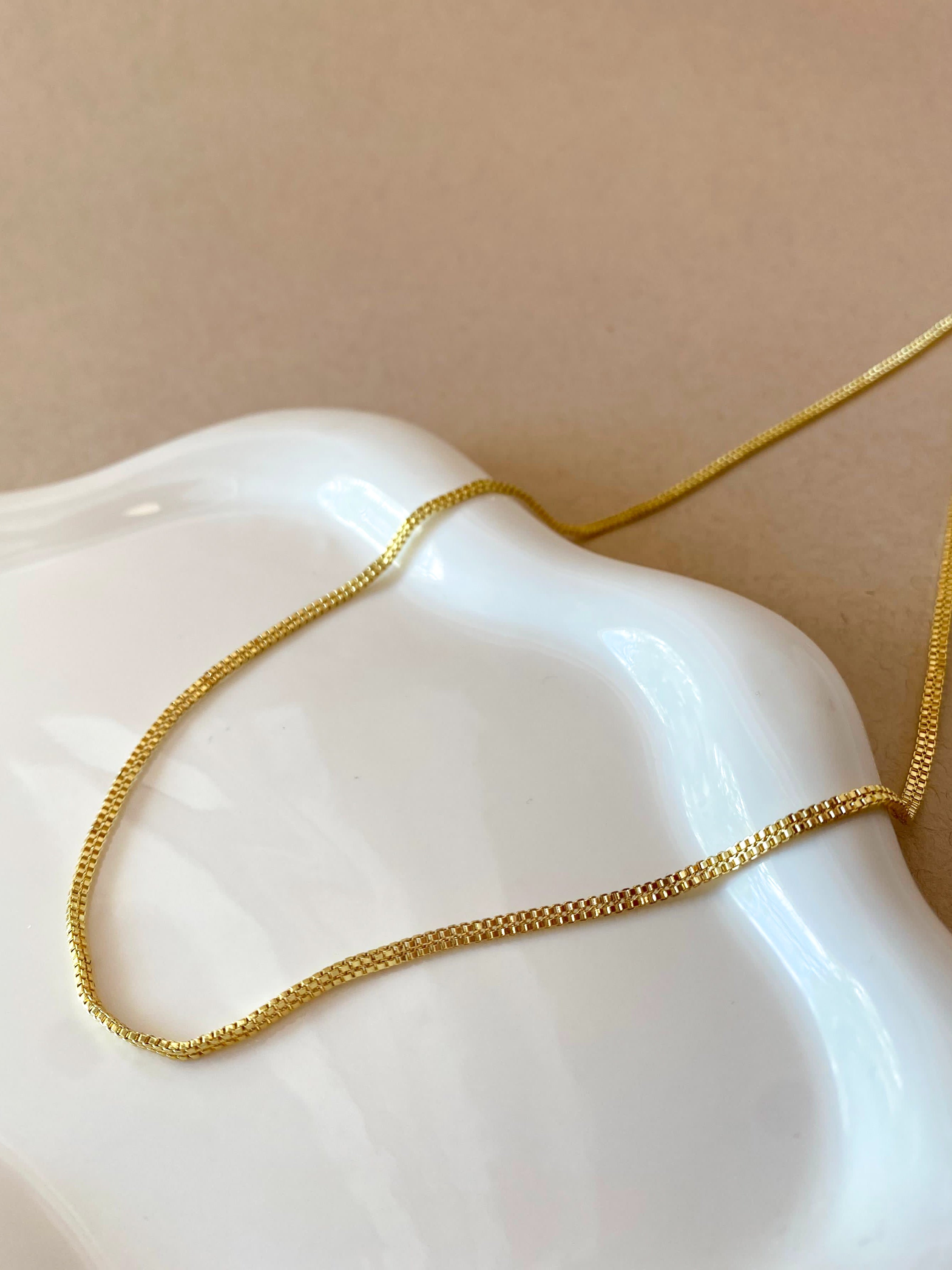 Thin Plain Golden Chain