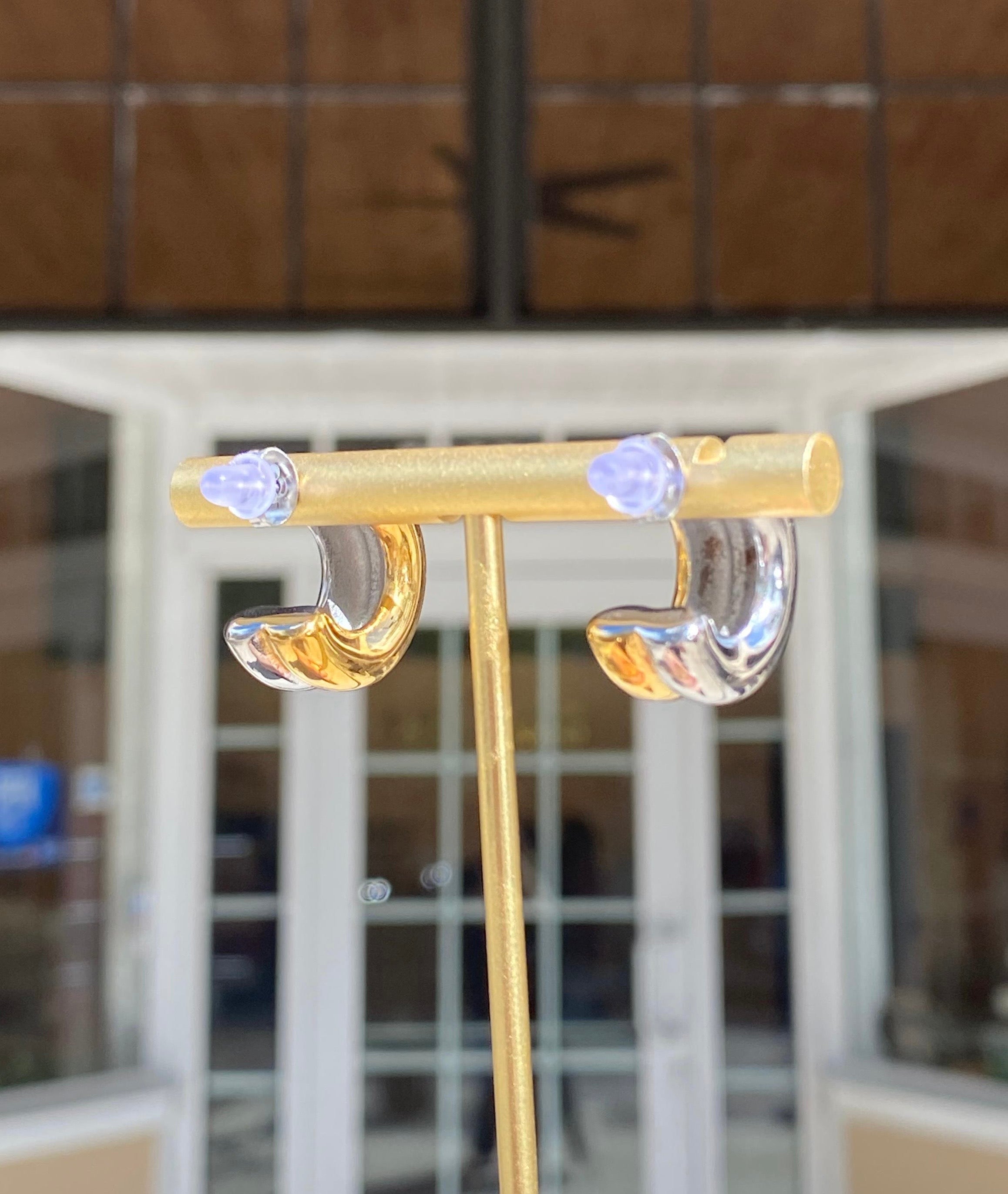 2 Gold Medium Steel Earrings