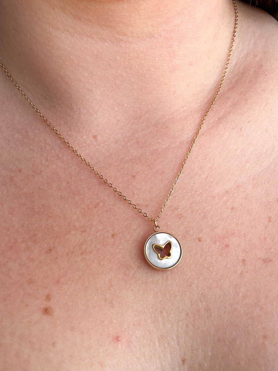 Mother of Pearl butterfly 🦋 Necklace