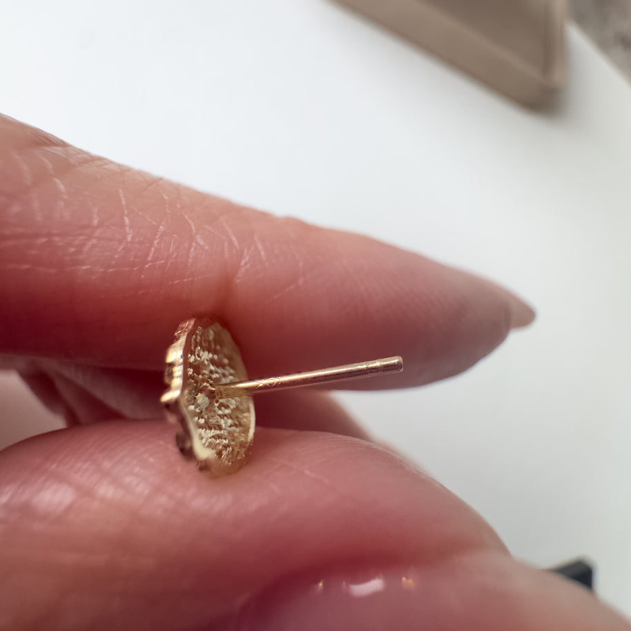 Nugget Style 10K Solid Italy Gold Earrings